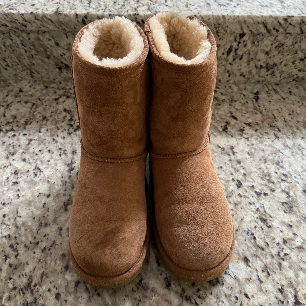 Uggs Cozy Tan Suede Boots
